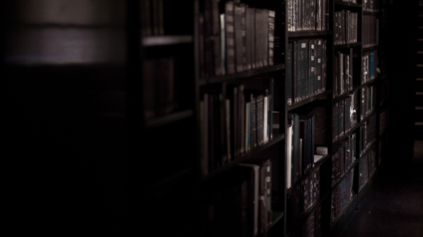 Μεγάλοι εκδότες στρέφονται νομικά κατά του Anna’s Archive