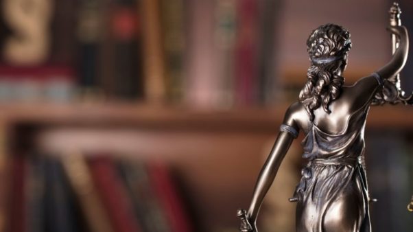 Εάν είσαι συγγραφέας/εικονογράφος ή εκδότης/τρια και έχει εκδοθεί βιβλίο σου στις ΗΠΑ, ενδέχεται να δικαιούσαι αποζημίωση 1.500 ευρώ από την εταιρεία τεχνητής νοημοσύνης Anthropic