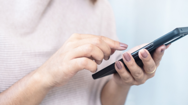 Ένα εκατομμύριο ερωτήματα στο ChatGPT την εβδομάδα για τοπική ειδησεογραφία